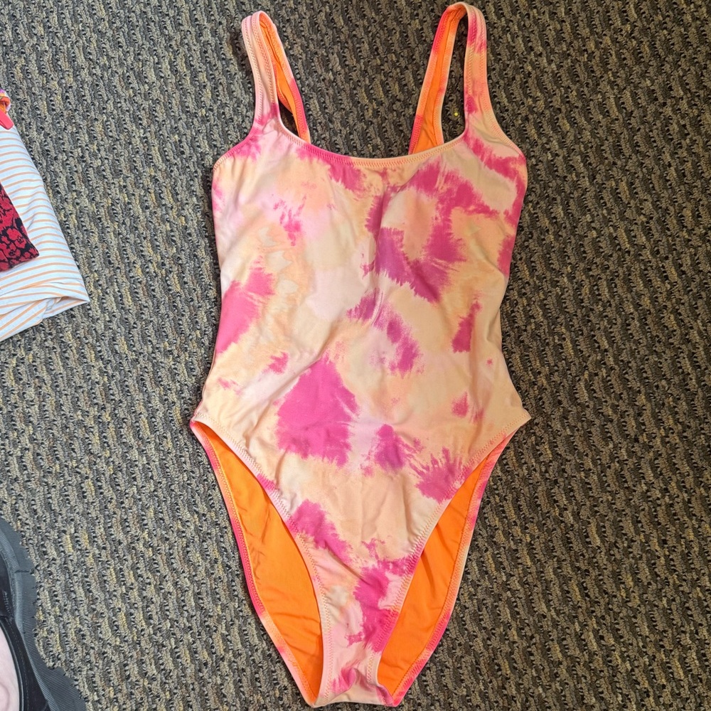 🌈 Aerie Tie Dye Scoop Back One Piece Swimsuit Size S